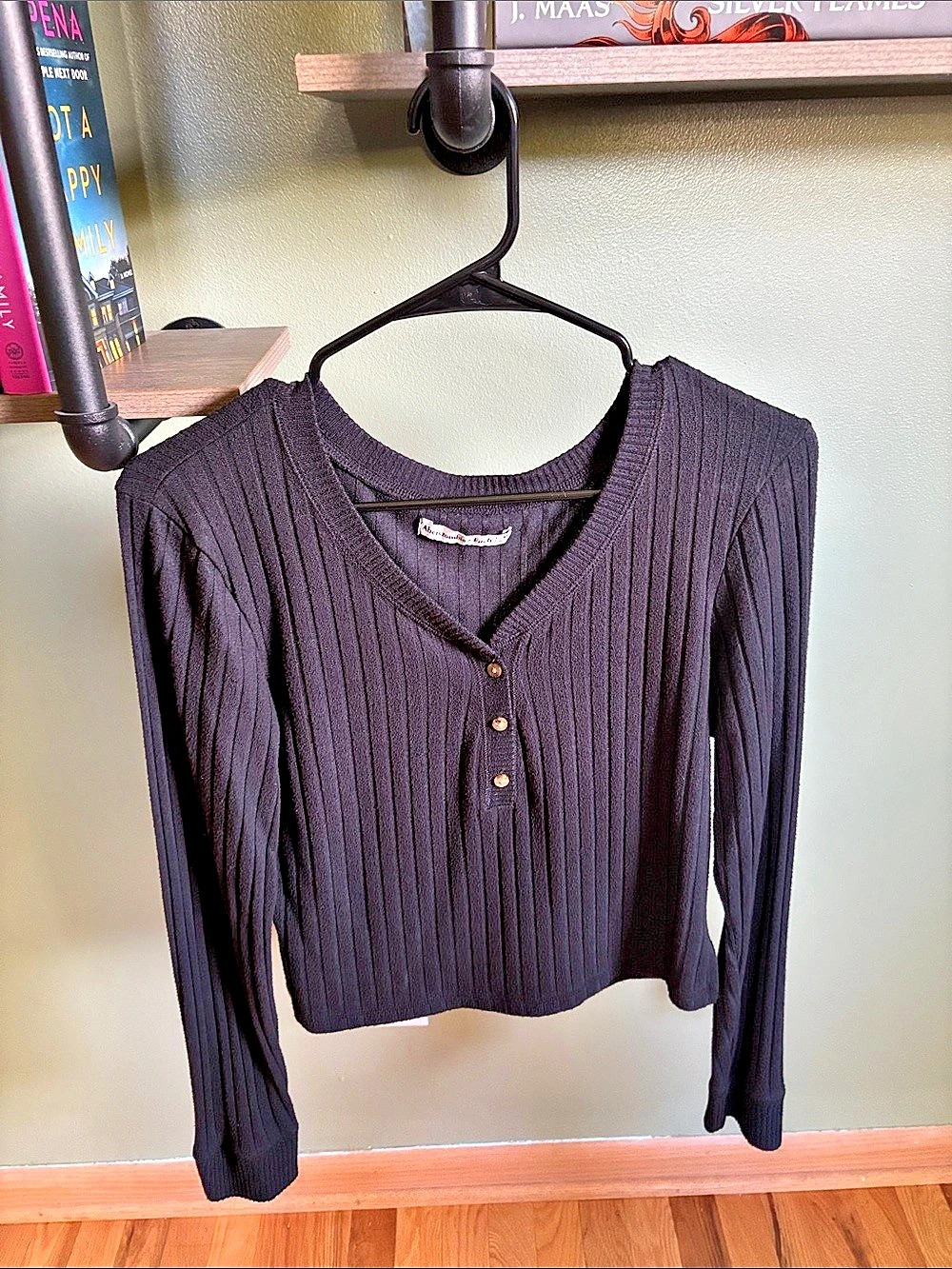 Abercrombie & Fitch Long-Sleeve Rib Henley Sweater